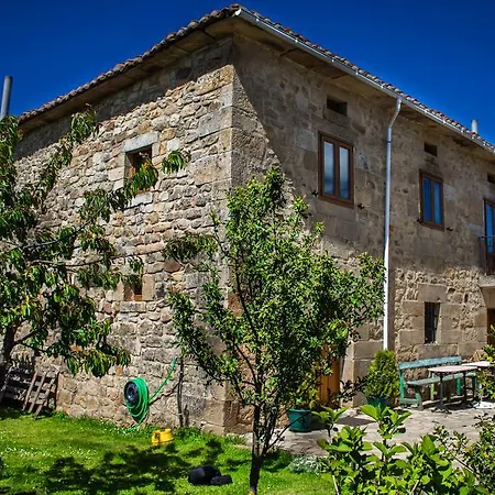 La Casa De Lucia Matalbaniega