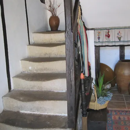 La Casa De Lucia Matalbaniega